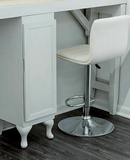 LS Smith 6140 with chair